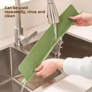 Silicone Sink Water Splash Guard – Flexible Countertop Barrier for Kitchen & Bathroom