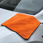 Car Cleaning Cloth – 800 GSM Plush Microfiber Towel, 40 × 40 cm